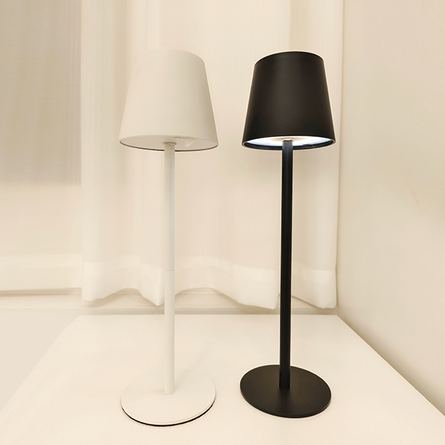 Round Bottom Simple Desk Lamp White