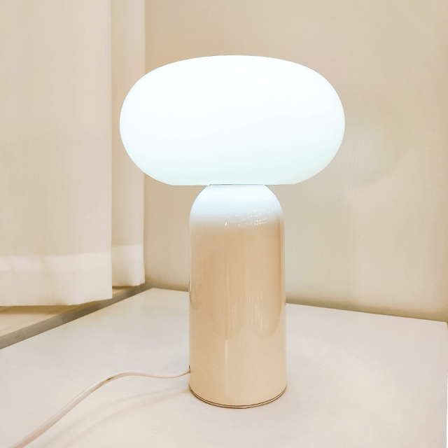 Ceramic Mushroom Modeling Light Yellow And White