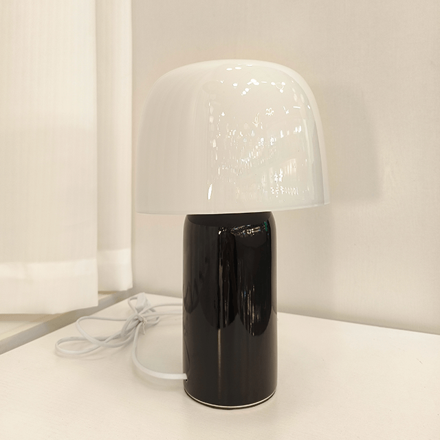 Ceramic Mushroom Modeling Lamp Black And White