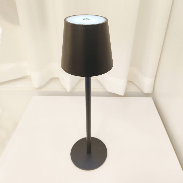 Round Bottom Simple Desk Lamp Black